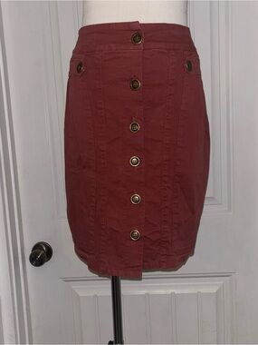 ♥️🍷💃🏻 Amadi Tomato Red Button Up Skirt - Like New 💃🏻🍷♥️